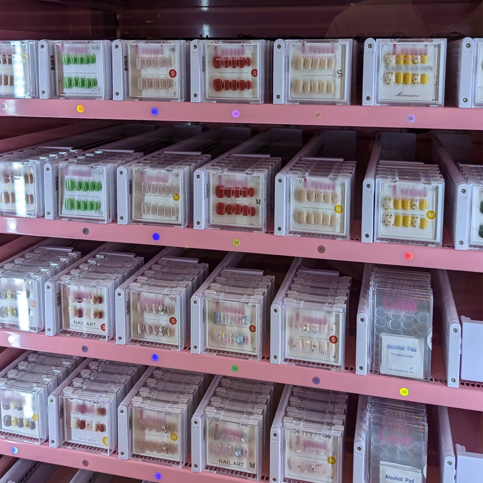 M7-56slot press-in nails vending machine